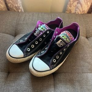 Converse multi tongue leopard sz 8